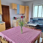 Apartament La Cuccia Del Sole Panoramische Met Zwembad *