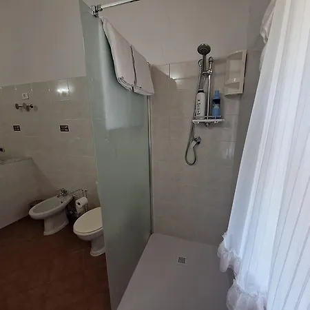 La Cuccia Del Sole Panoramische Met Zwembad Appartement *